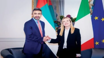 عبدالله بن زايد ورئيسة وزراء إيطاليا يناقشان التطورات الإقليمية والدولية